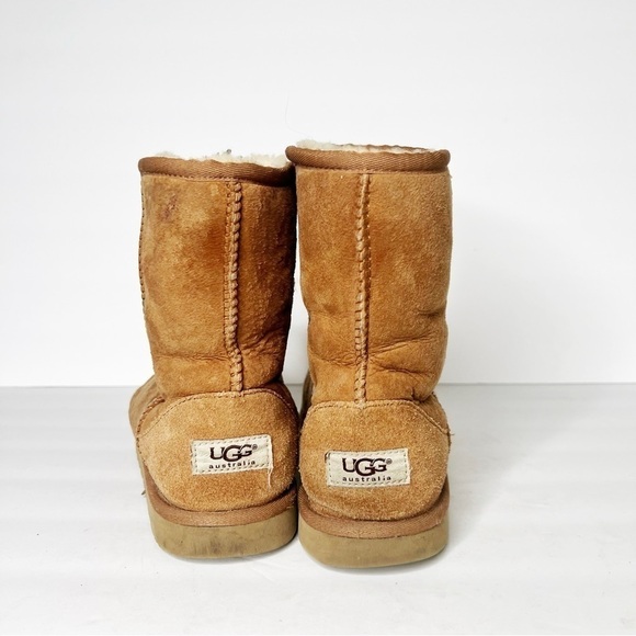 UGG Classic Short Chestnut Sherpa Suede Boots Winter Snow Size 5 Women’s - Picture 5 of 6